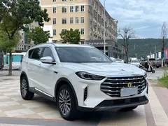 2023 Jetour X70 PLUS 1.5T DCT Pro 7-seat, белый — фото 3