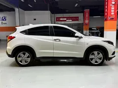 2020 Honda Vezel 1.5L CVT Elite, белый — фото 4