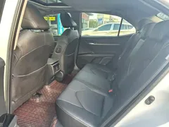 2021 Toyota Camry 2.0G Luxury, белый — фото 6