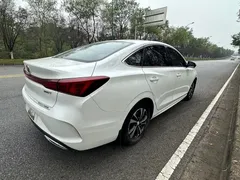 2022 Changan Eado PLUS 1.6L GDI CVT Luxury, белый — фото 5