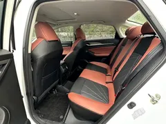 2022 Changan Eado PLUS 1.6L GDI CVT Luxury, белый — фото 8