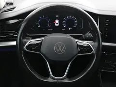 2022 Volkswagen Passat 430PHEV Luxury, чёрный — фото 16