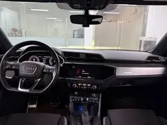 2022 Audi Q3 45 TFSI quattro Fashion Sport — фото 17