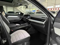 2023 Volkswagen Talagon 330TSI Luxury, чёрный — фото 16