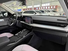 2023 Volkswagen Talagon 330TSI Luxury, чёрный — фото 17