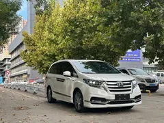 2019 Honda Elysion 2.0L Hybrid Luxury, белый — фото 3