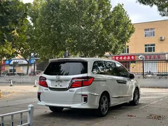 2019 Honda Elysion 2.0L Hybrid Luxury, белый — фото 4