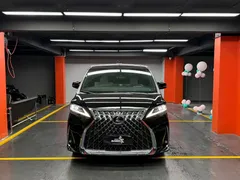 2020 Lexus LM 300h 4, чёрный — фото 1