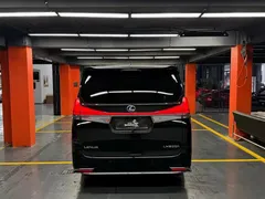 2020 Lexus LM 300h 4, чёрный — фото 4