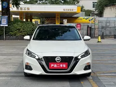 2021 Nissan Teana 2.0L XL Upper AD1, белый — фото 2