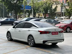2021 Nissan Teana 2.0L XL Upper AD1, белый — фото 7