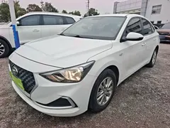 2020 Hyundai Elantra 1.6L AT GL, белый — фото 1