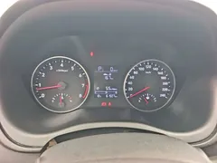 2020 Hyundai Elantra 1.6L AT GL, белый — фото 12