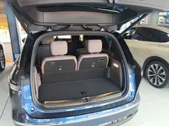 2026 Nio ES8 6-seat Executive Signature, синий — фото 19