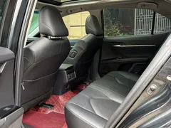 2021 Toyota Camry 2.5G Luxury, чёрный — фото 7