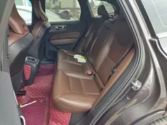 2022 Volvo XC60 4WD Zhiyi Luxury — фото 17