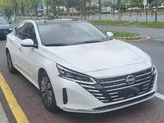 2022 Nissan Teana 2.0L XL-TLS, белый — фото 3