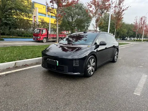 2025 Li Auto i6 4WD Standard
