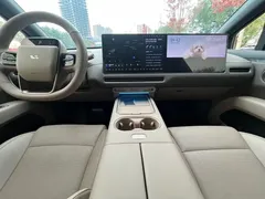 2025 Li Auto i6 4WD Standard, чёрный — фото 8