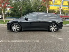 2025 Li Auto i6 4WD Standard, чёрный — фото 16