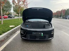 2025 Li Auto i6 4WD Standard, чёрный — фото 17