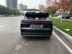 2025 Li Auto i6 4WD Standard, чёрный — фото 18