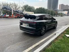 2025 Li Auto i6 4WD Standard, чёрный — фото 20