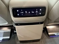 2025 Li Auto i8 Standard, синий — фото 11