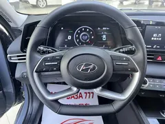 2022 Hyundai Elantra 1.5L CVT GLX Elite — фото 11