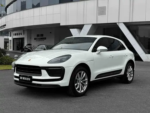 2023 Porsche Macan 2.0T