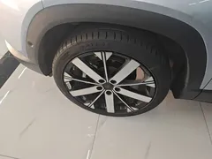 2023 Geely ICON 1.5TD, синий — фото 23