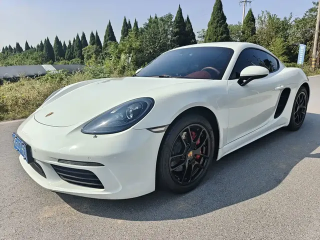 2020 Porsche 718 Cayman 2.0T