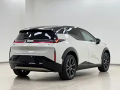 2023 Zeekr X RWD ME 5-seat, белый — фото 6
