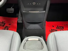 2023 Zeekr X RWD ME 5-seat, белый — фото 25