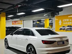 2022 Audi A4L 40 TFSI Fashion Dynamic, белый — фото 9