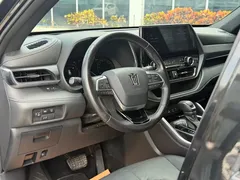2021 Toyota Crown Kluger 2.5L Hybrid 4WD Luxury, чёрный — фото 12