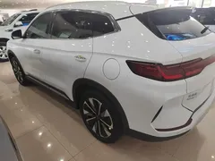 2025 BYD Song PLUS DM-i 112KM PHEV Premium, белый — фото 10
