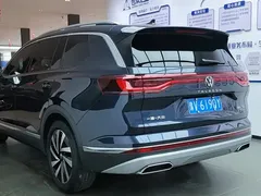 2022 Volkswagen Talagon 380TSI 4WD Luxury Pro 6-seat, чёрный — фото 6