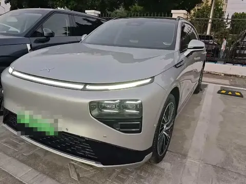 2022 Xpeng G9 570 Max