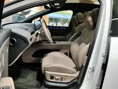 2025 Li Auto i6 2WD Standard, белый — фото 9
