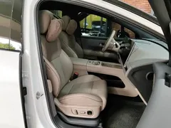 2025 Li Auto i6 2WD Standard, белый — фото 10