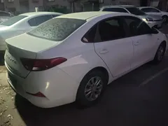 2020 Hyundai Elantra 1.6L AT GL, белый — фото 3