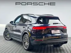 2023 Porsche Cayenne 3.0T Platinum Edition, синий — фото 6