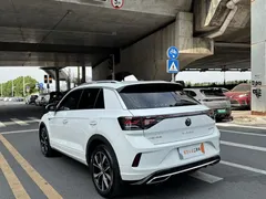 2023 Volkswagen T-Roc 300TSI DSG 2WD, белый — фото 6