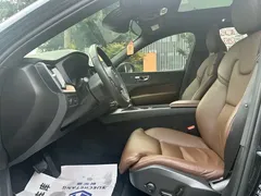 2021 Volvo XC60 4WD Luxury, чёрный — фото 8