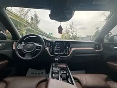 2021 Volvo XC60 4WD Luxury, чёрный — фото 10