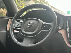 2021 Volvo XC60 4WD Luxury, чёрный — фото 11