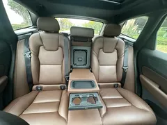 2021 Volvo XC60 4WD Luxury, чёрный — фото 15