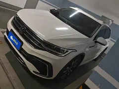 2022 Volkswagen Tiguan L 330TSI AT 2WD R-Line, белый — фото 1