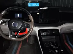 2024 BYD Qin PLUS Honor DM-i PHEV 55km Leading, белый — фото 12